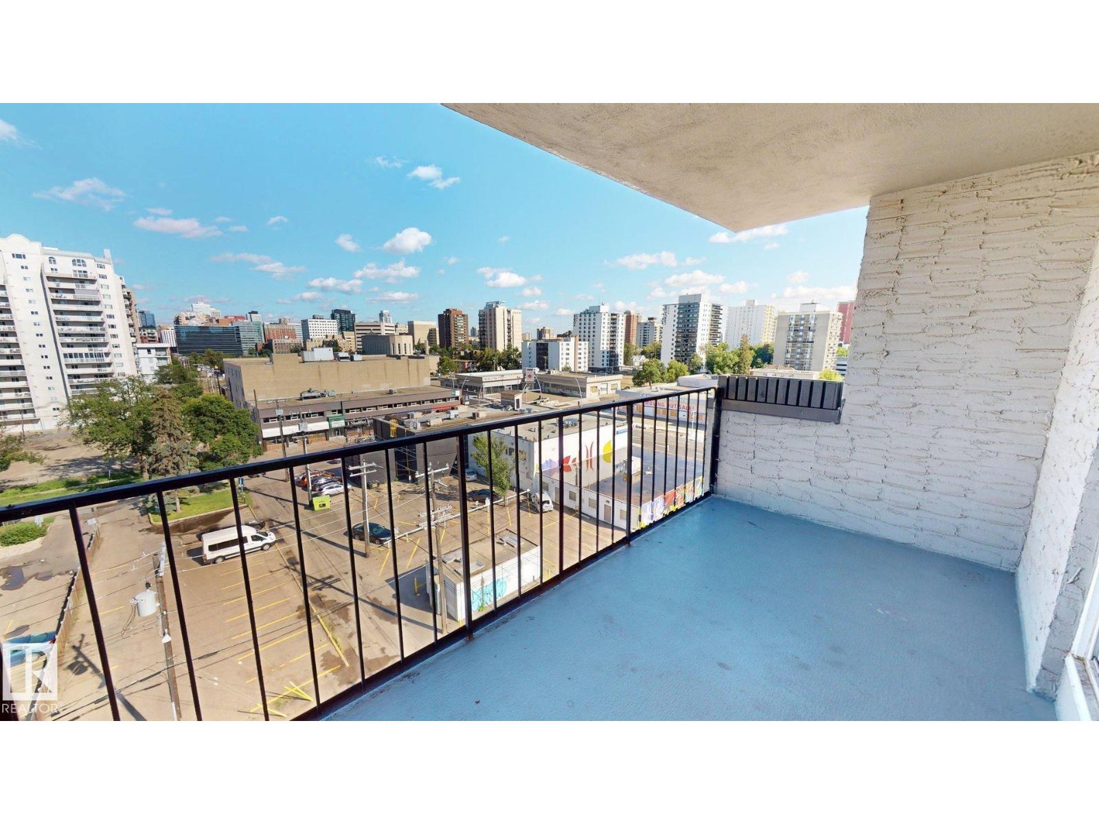 #804 10135 116 ST NW - Image 16