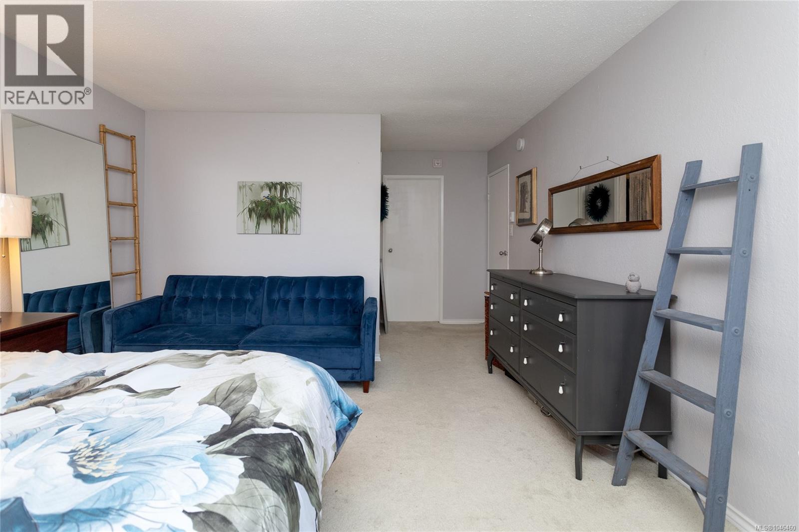 509 69 Gorge Rd W, Saanich