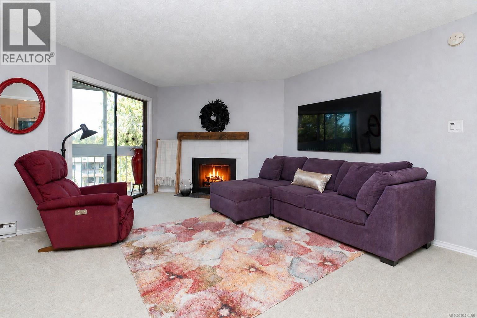 509 69 Gorge Rd W, Saanich