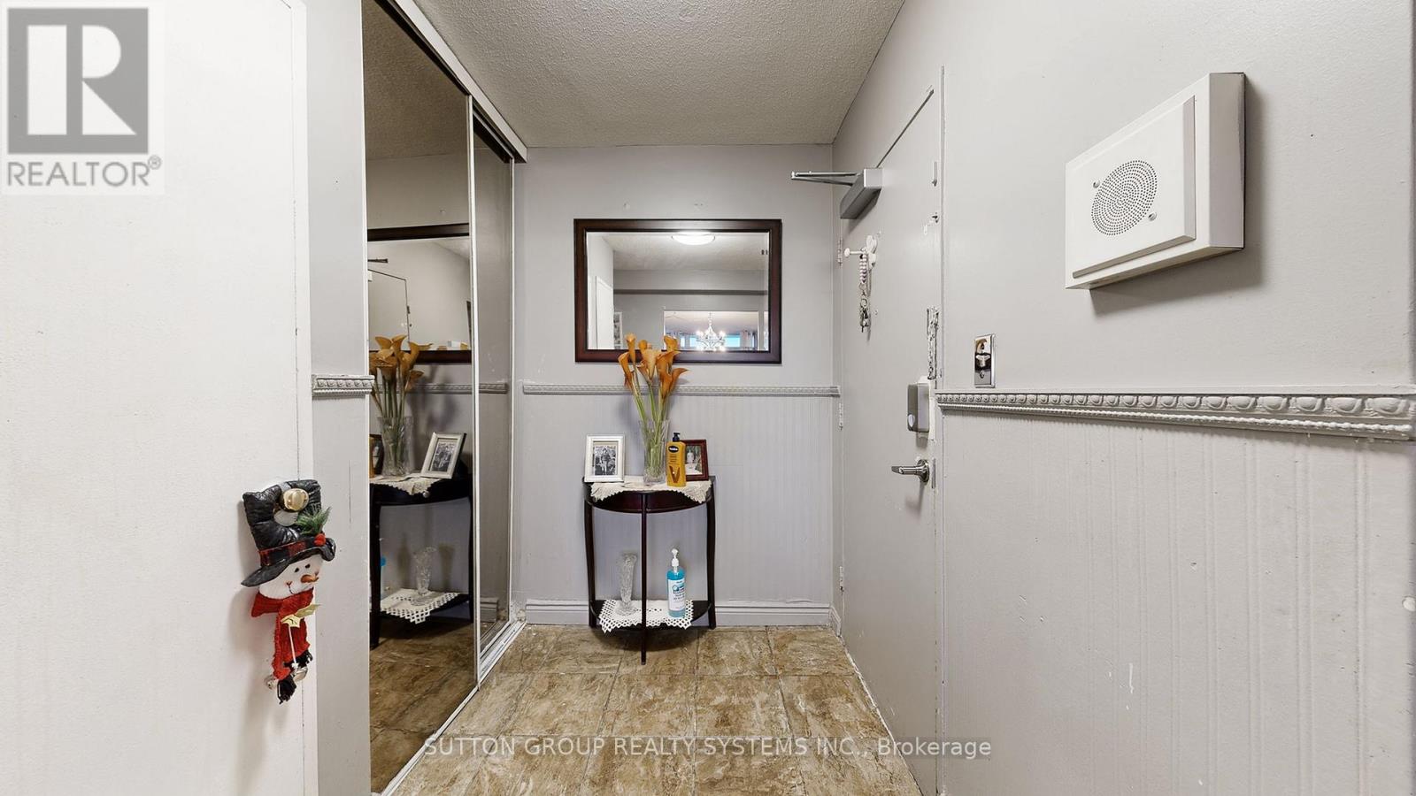 #1811 85 EMMETT AVENUE - 12