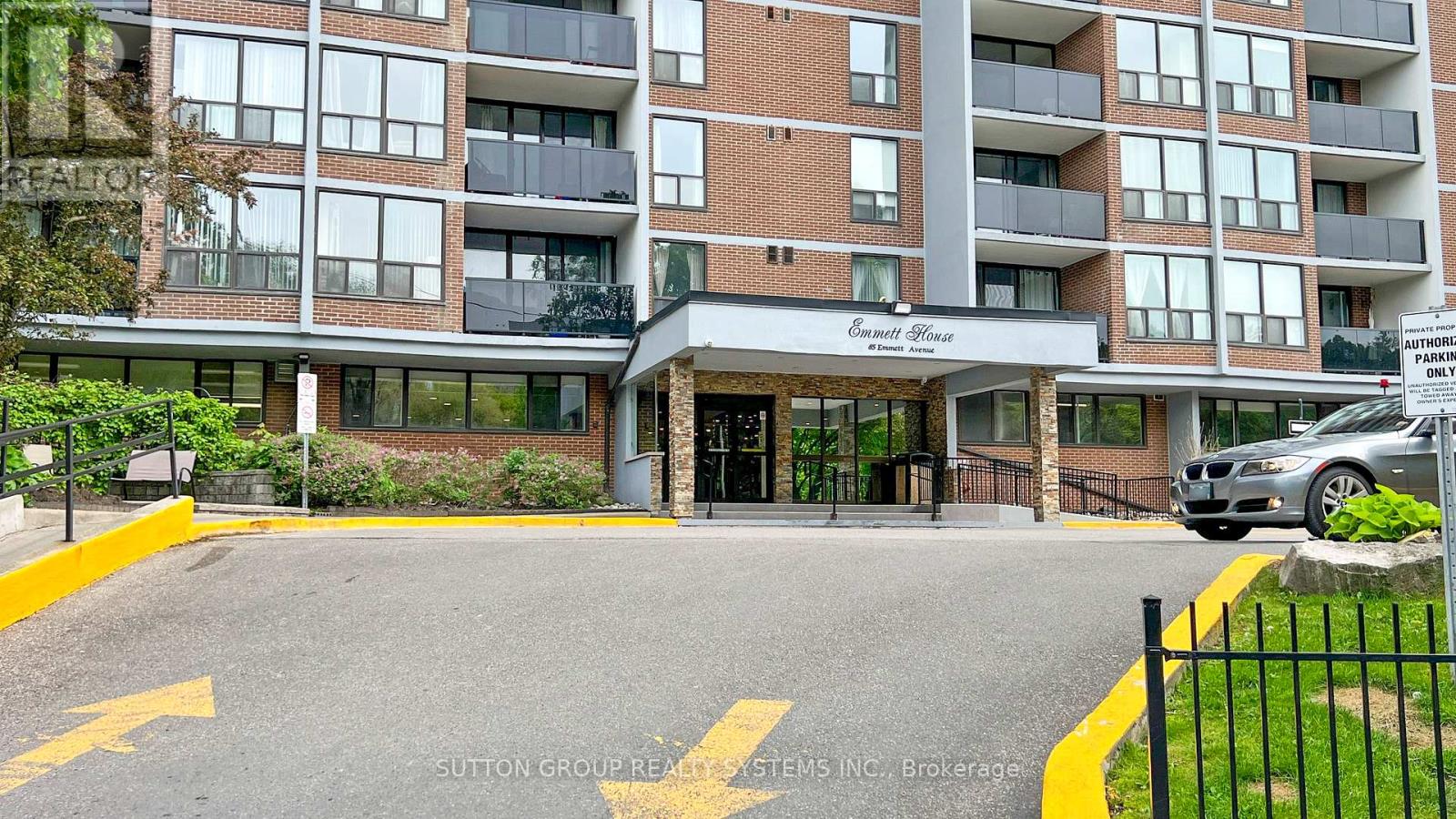 #1811 85 EMMETT AVENUE - 35