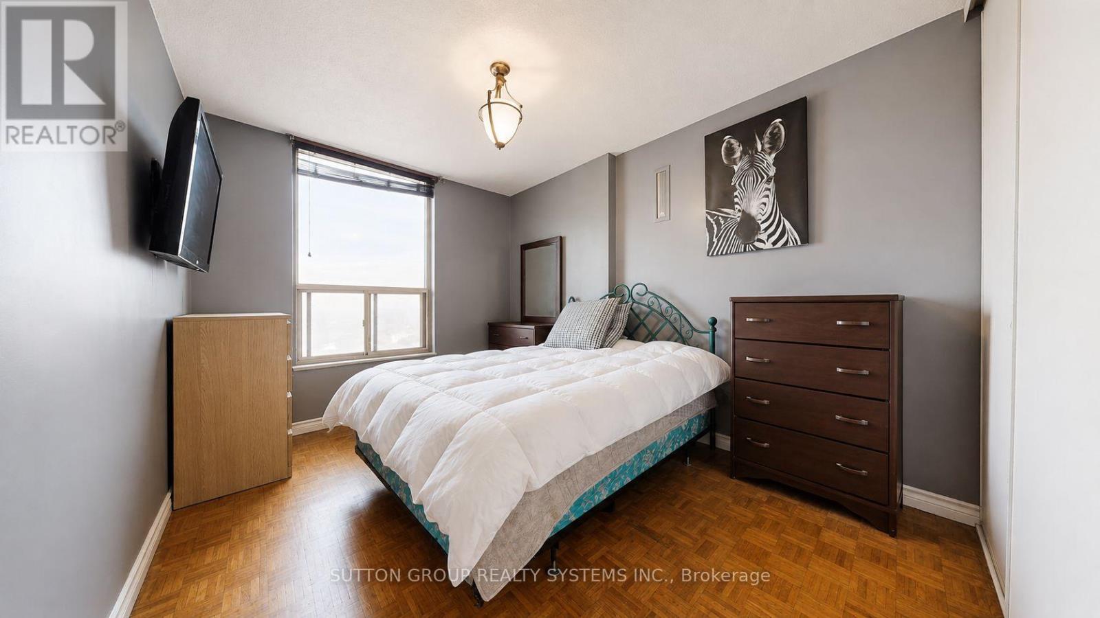 #1811 85 EMMETT AVENUE - 9