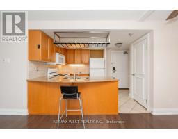 817 - 2737 Keele Street, Toronto, ON M3M2E9 Photo 9