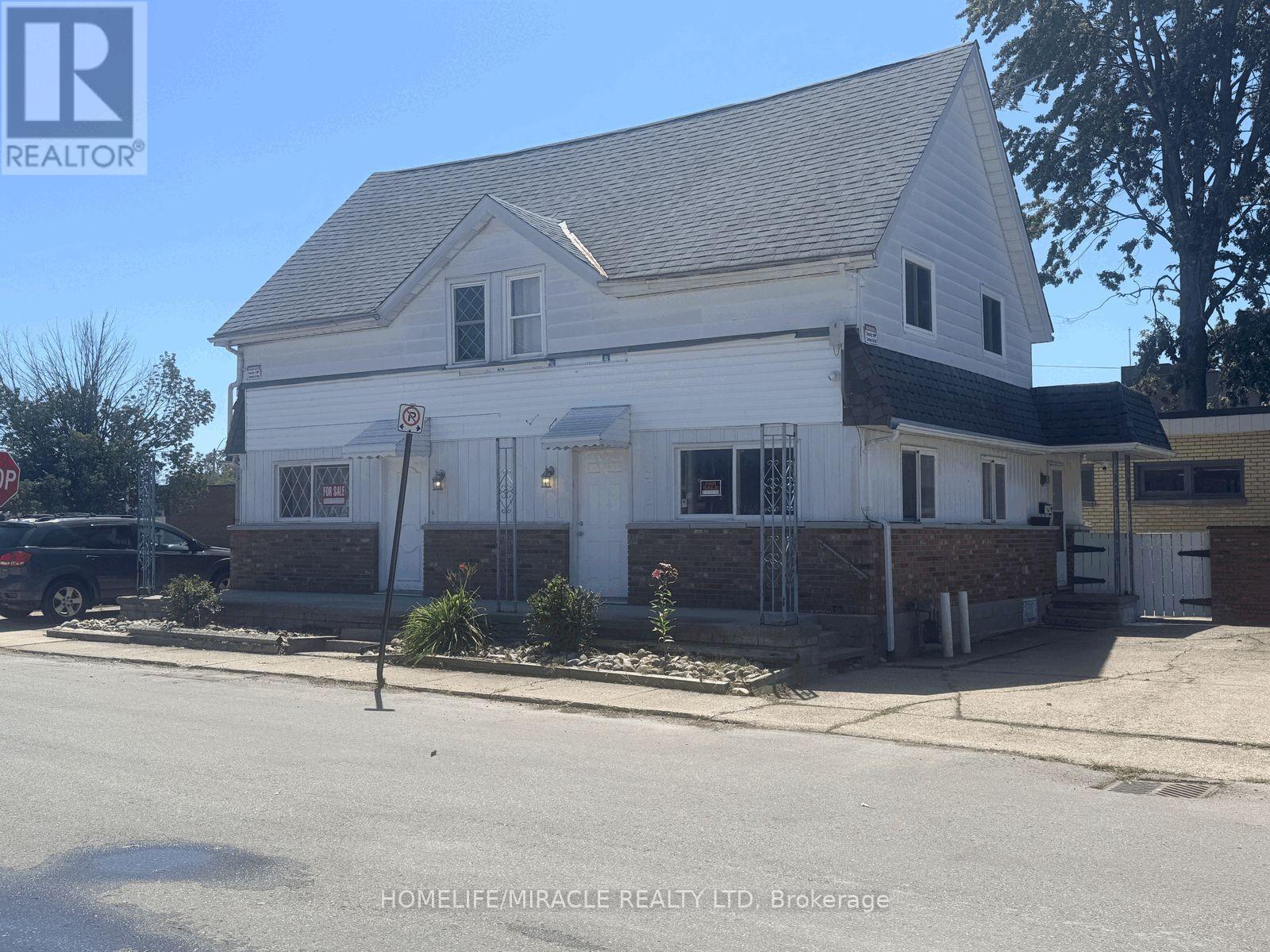 217 CREEK STREET - 2