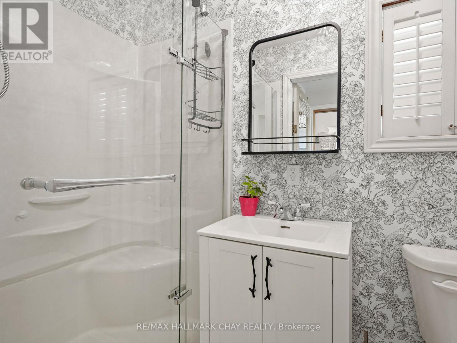 321 OWEN SOUND STREET - 22