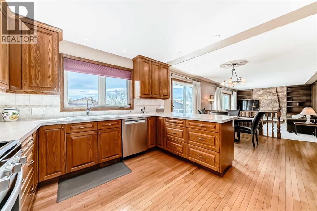 71 Edenwold Place NW, Calgary — photo 3