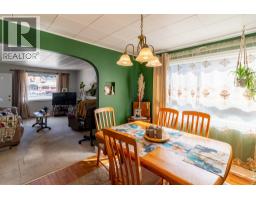 Kitchen - 210 Anderson Street, Nelson, BC V1L3X1 Photo 10
