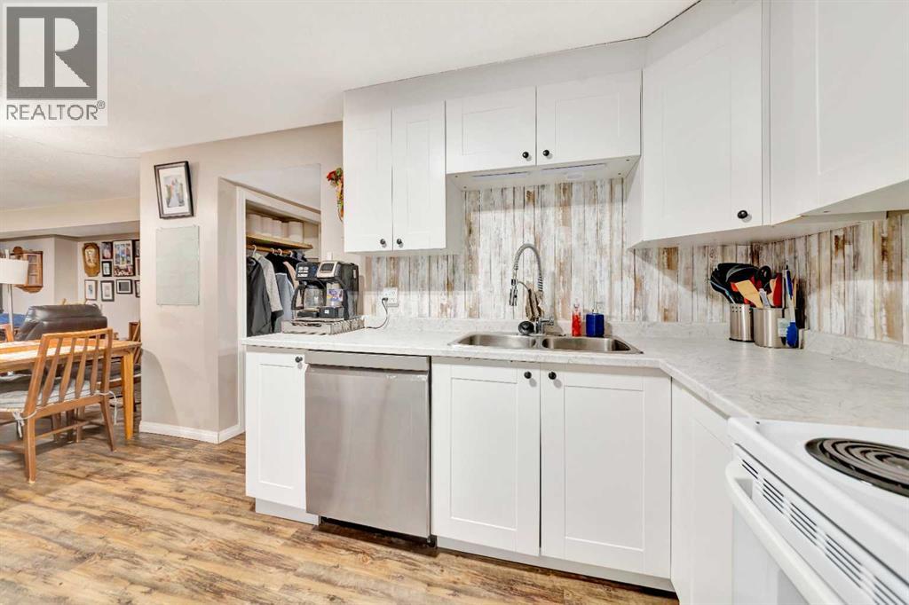 5113 48 Street - 22