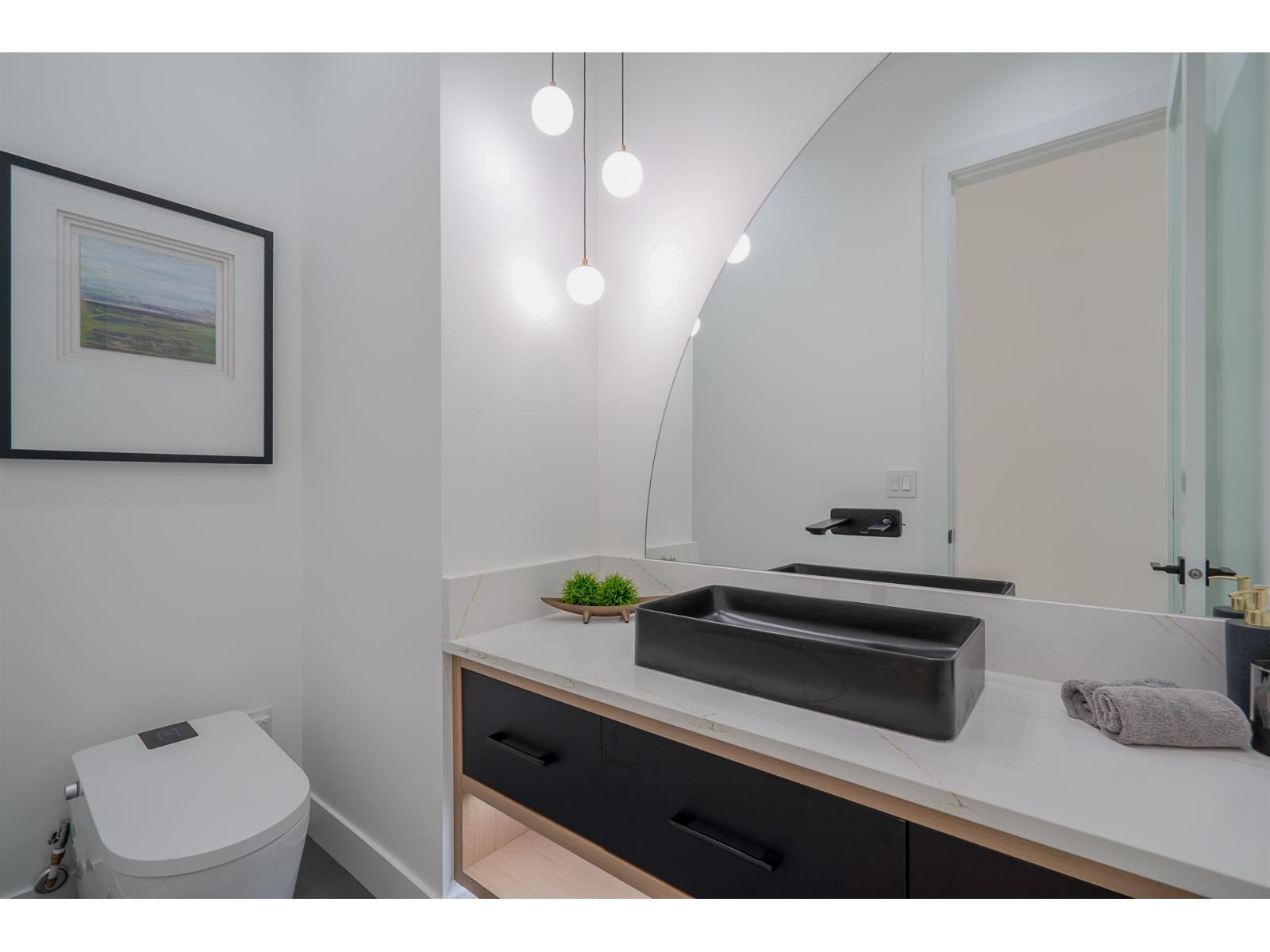 7 Bed, 6 Bath House for Sale in Surrey – 10272 166A STREET, Surrey – MLS# R3154369 - Image 14