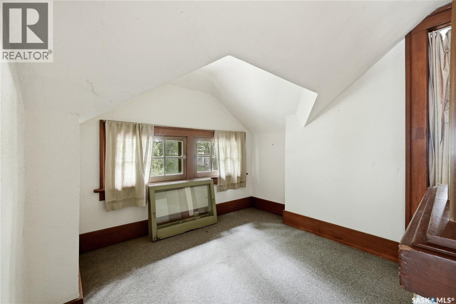 21 Angus CRESCENT - 36