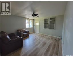 273 1st Avenue W, Unity, SK S0K4L0 Photo 8