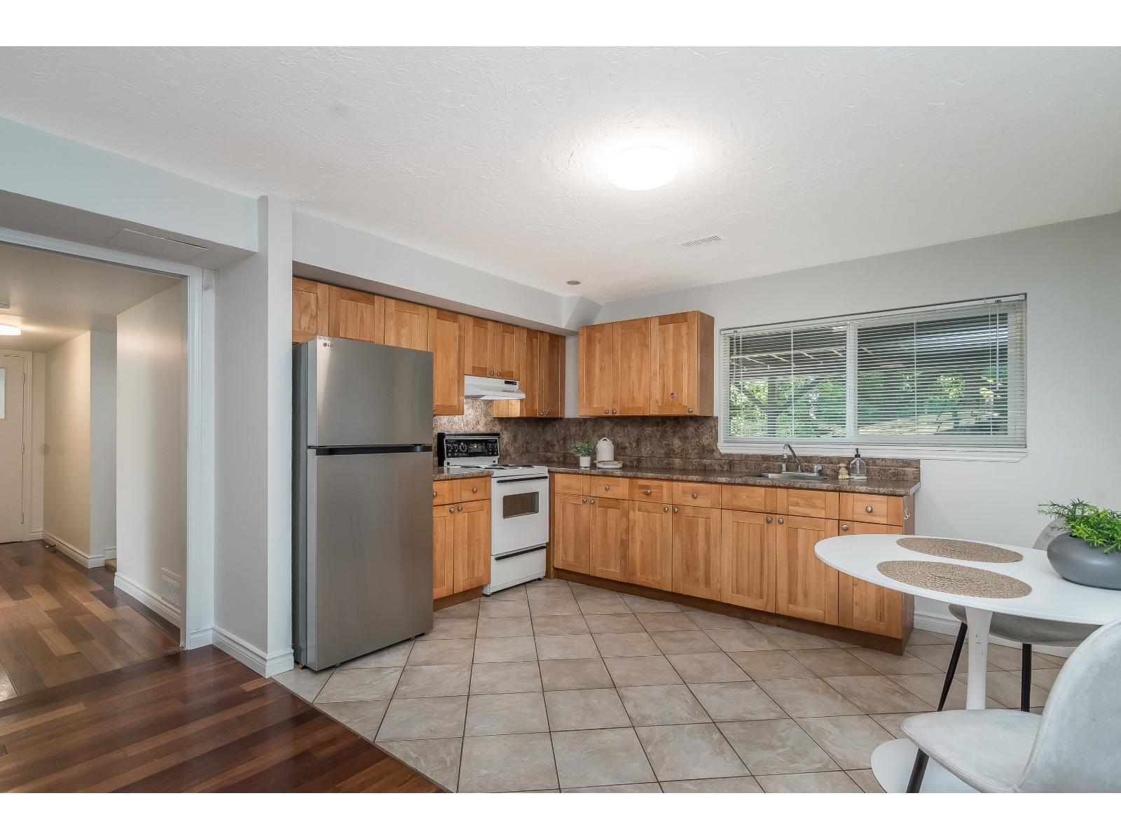 4 Bed, 2 Bath House for Sale in Surrey – 11291 REGAL DRIVE, Surrey – MLS# R3154221 - Image 6
