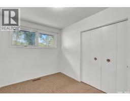 4825 Sherwood Drive, Regina, SK S4R4B9 Photo 13