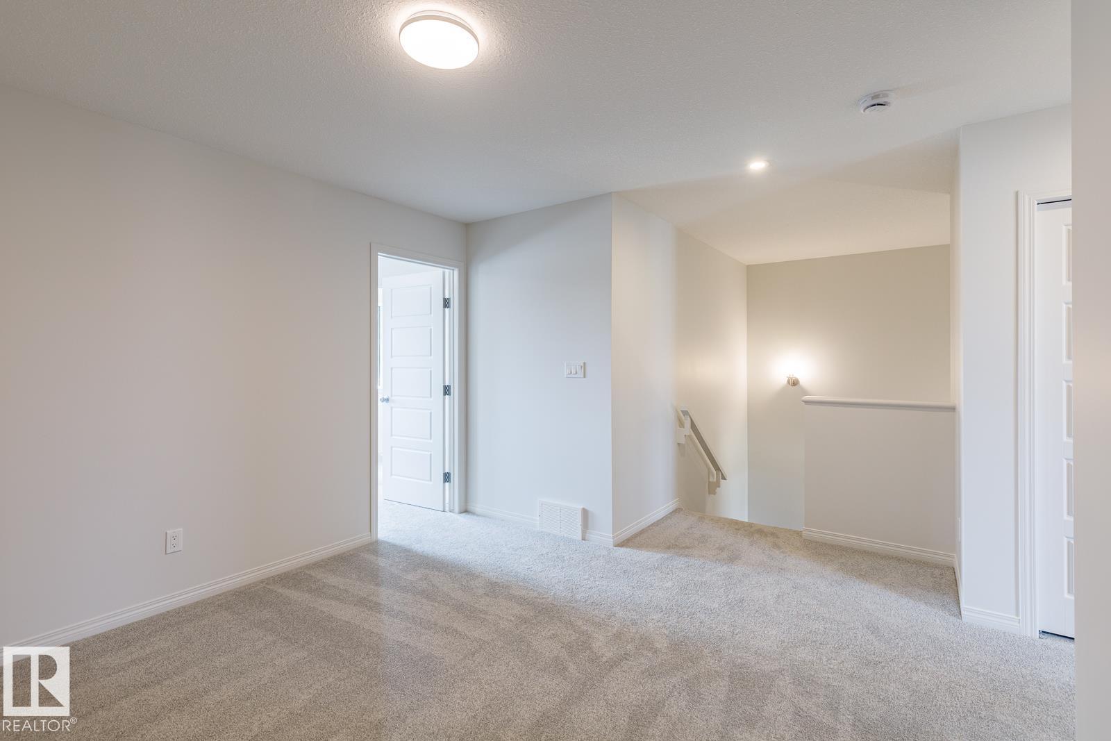 99 SILVERSTONE DR - Image 15