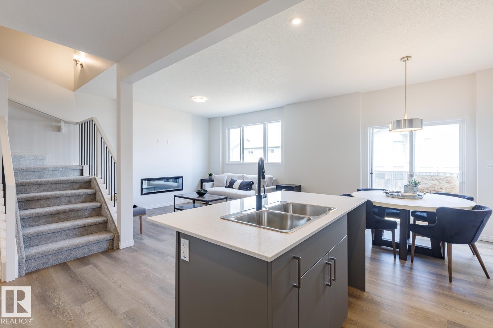 99 SILVERSTONE DR - Image 7