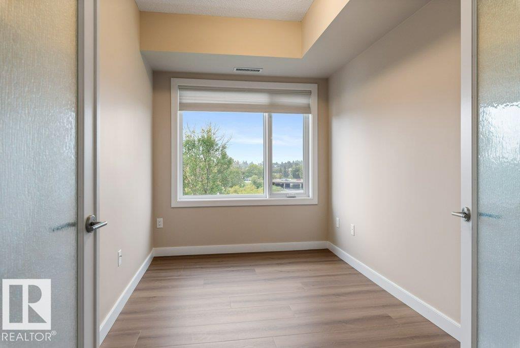 #205 35 STURGEON RD - 25
