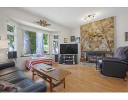 7340 Todd Crescent, Surrey, BC V3W7N6 Photo 6