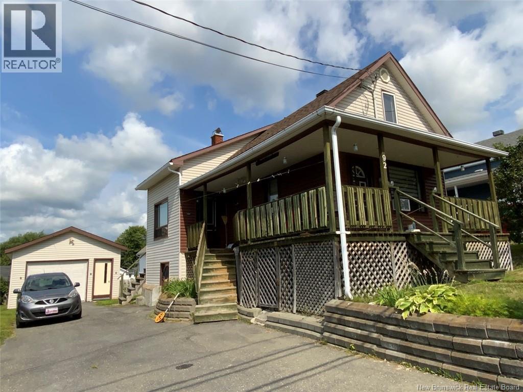 92 Du Pouvoir Road - 2