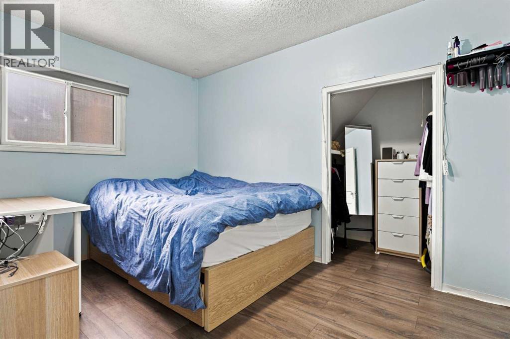 235 20 Avenue NE - 11