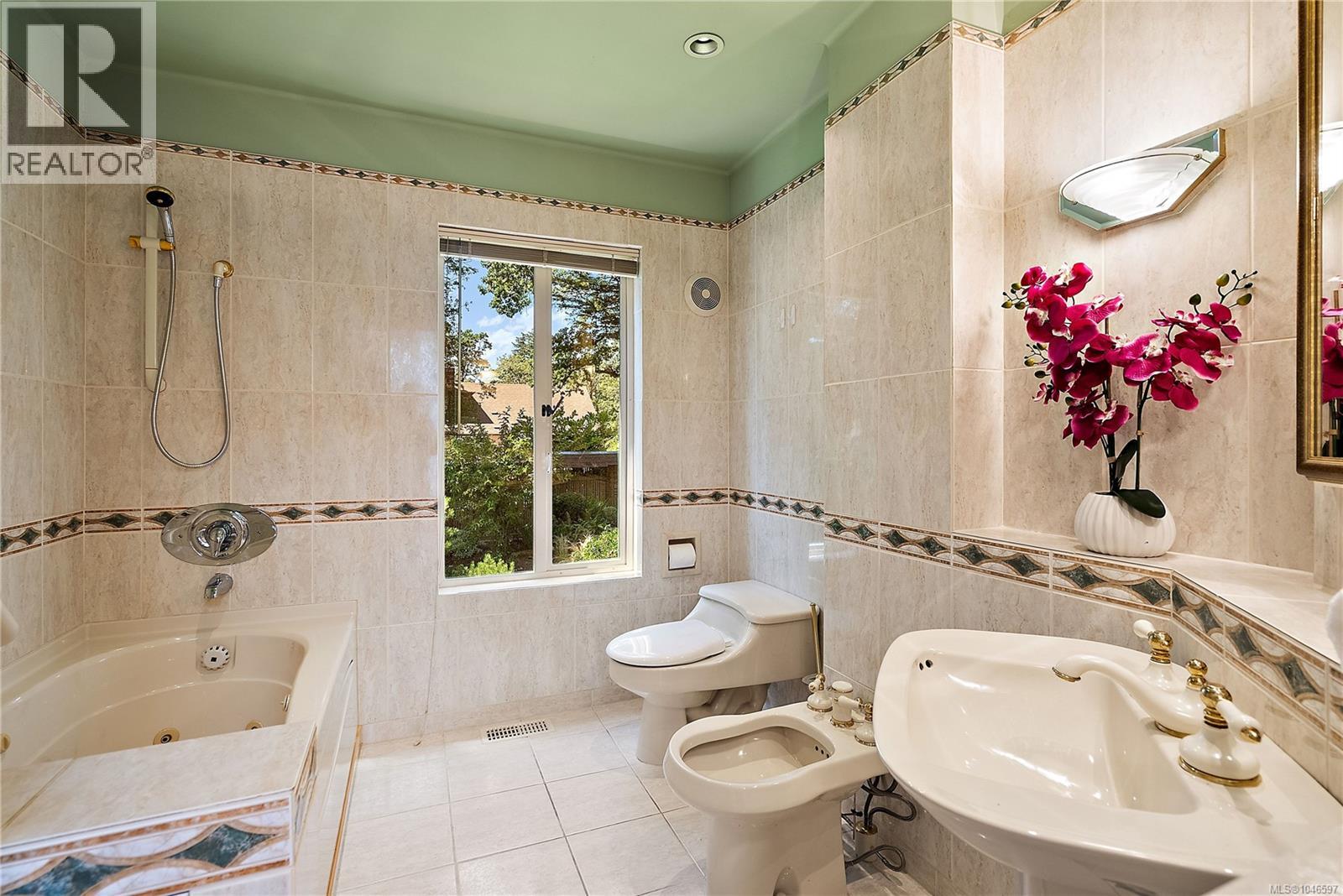 3832 Persimmon Dr - Image 19