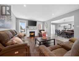 Living room - 71 Jessica Street, Hamilton, ON L8E4A3 Photo 9