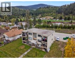 525 11th Avenue, Castlegar, BC V1N1J6 Photo 9