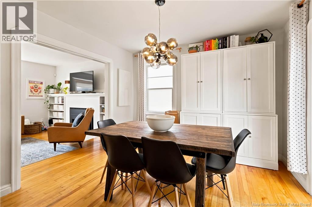 109 Burlington Avenue - 19