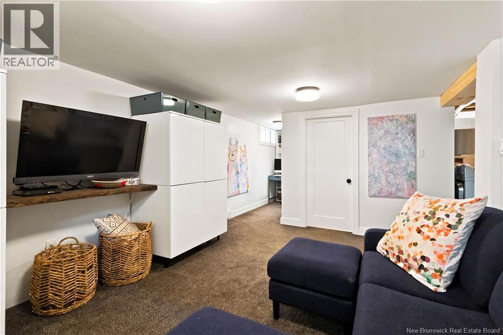 109 Burlington Avenue - 39