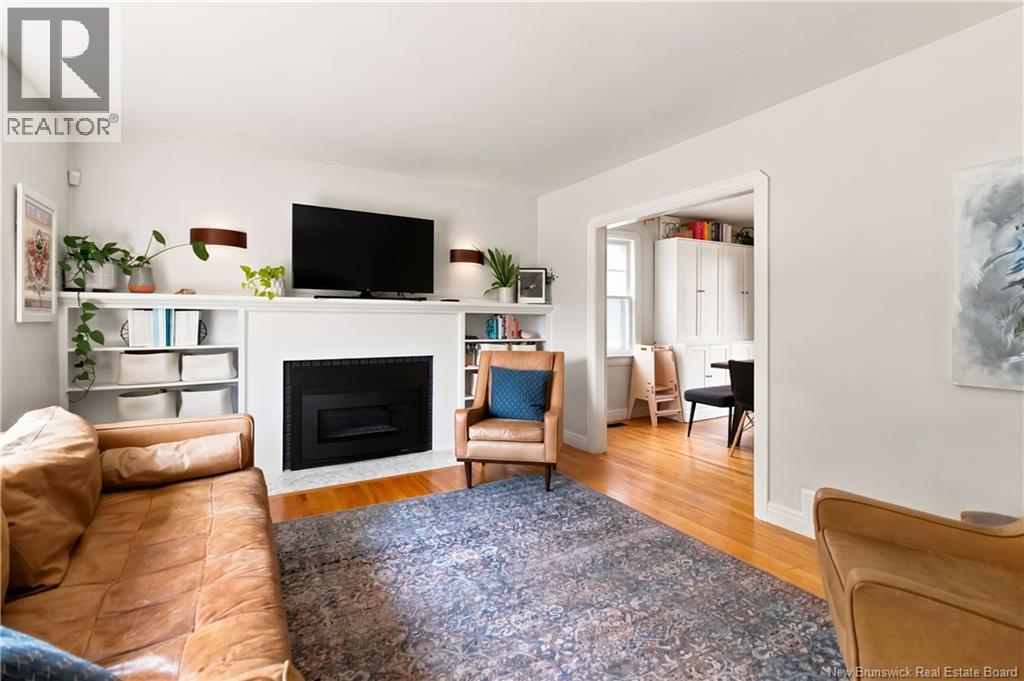 109 Burlington Avenue - 8