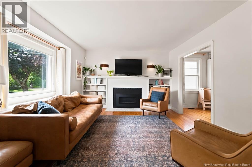 109 Burlington Avenue - 9