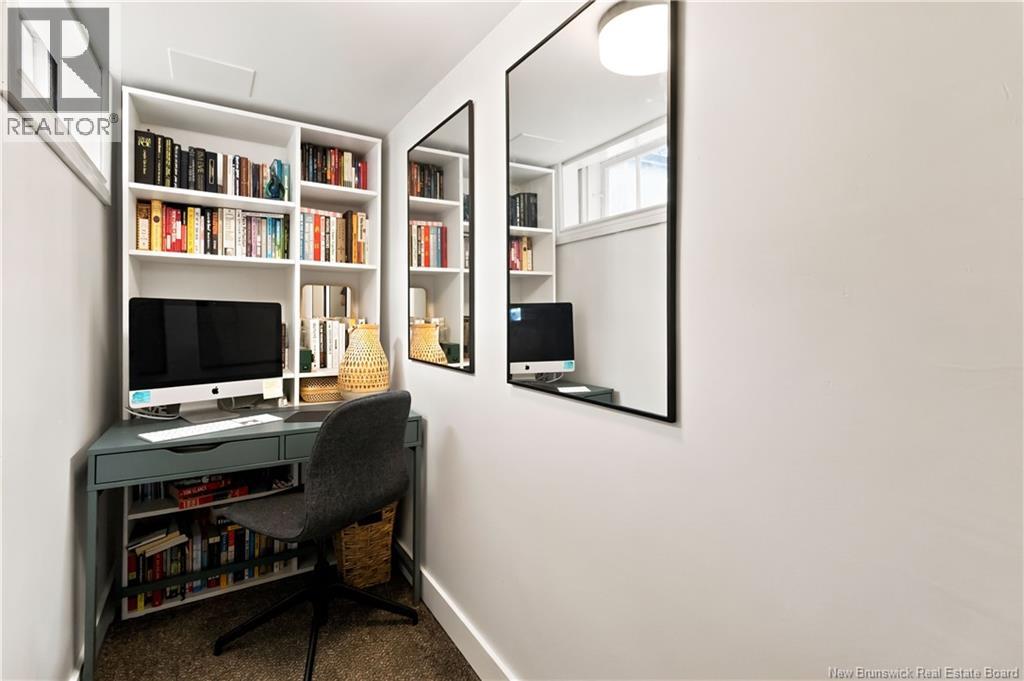109 Burlington Avenue - 31
