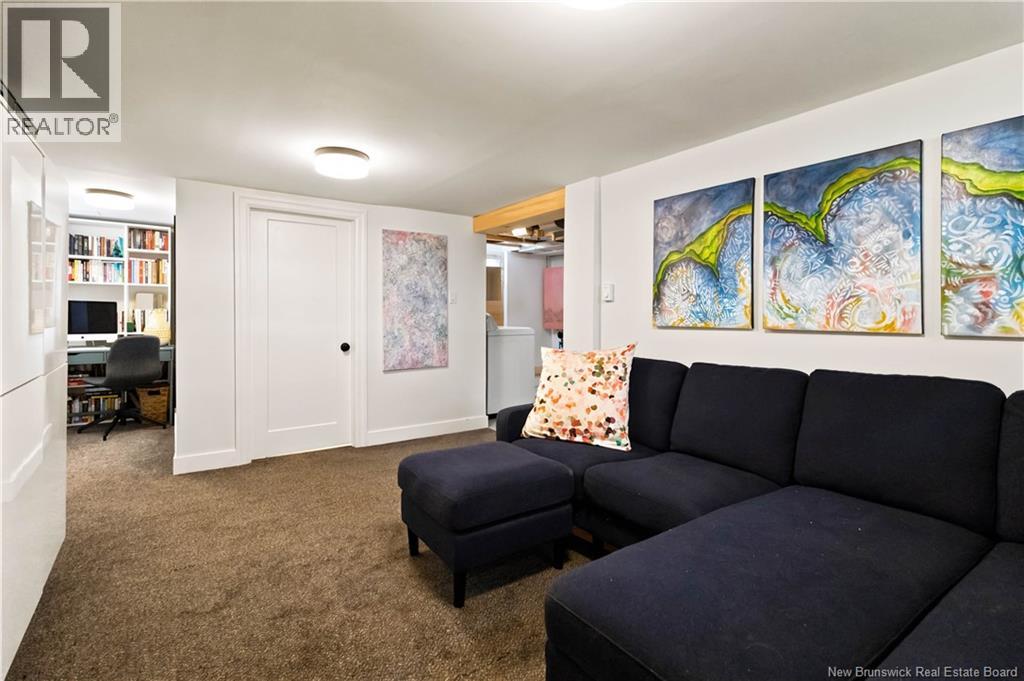 109 Burlington Avenue - 38