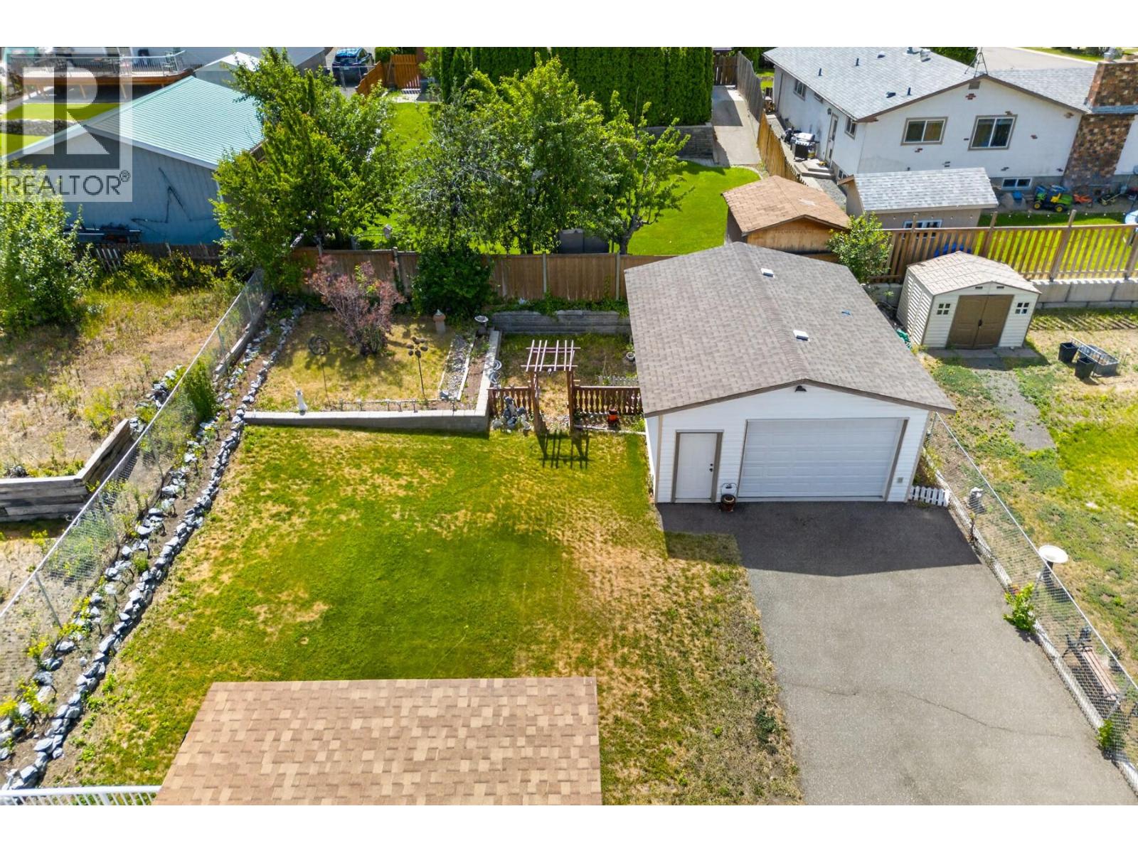 1106 Maclean Crescent - 48