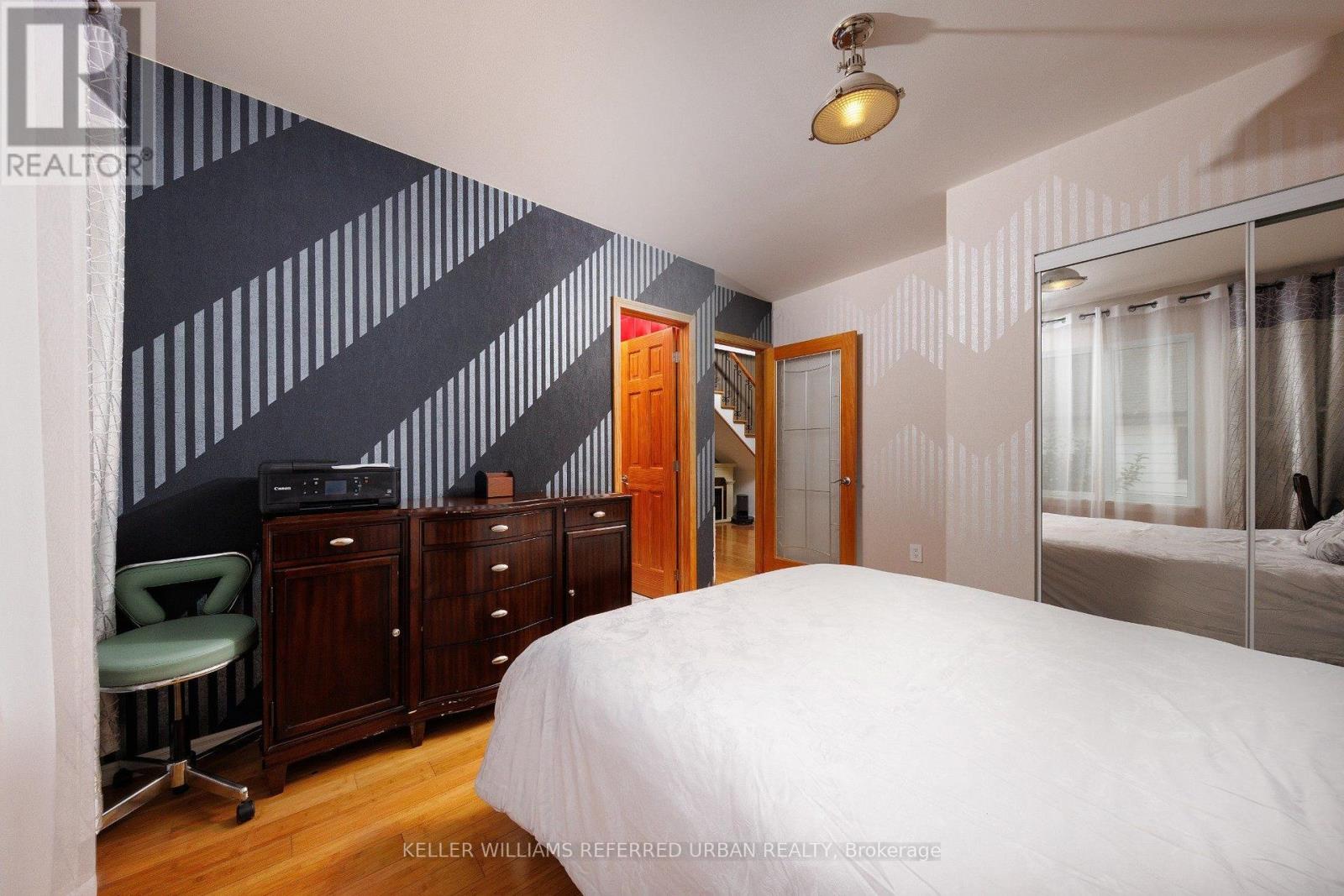 6 ELMHURST DRIVE - 13
