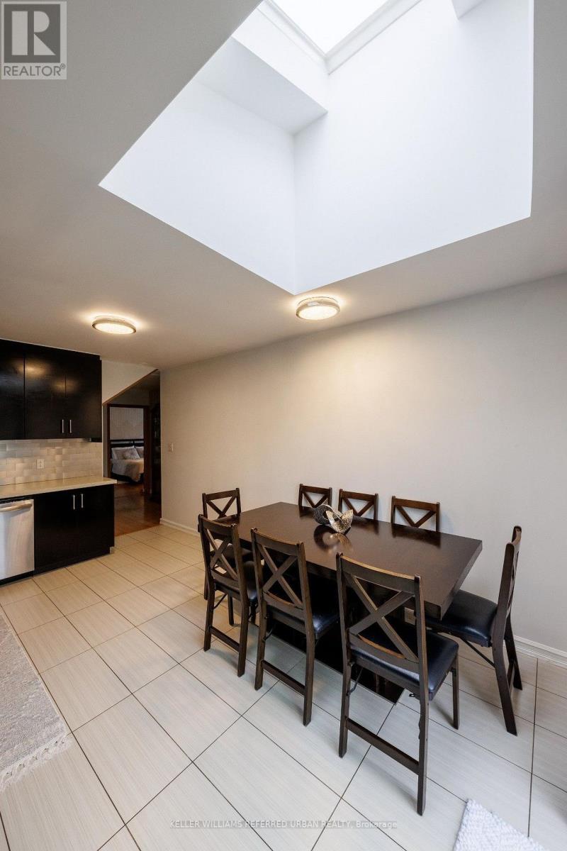 6 ELMHURST DRIVE - 19