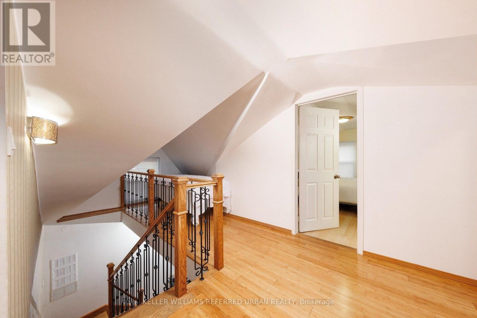6 ELMHURST DRIVE - 21