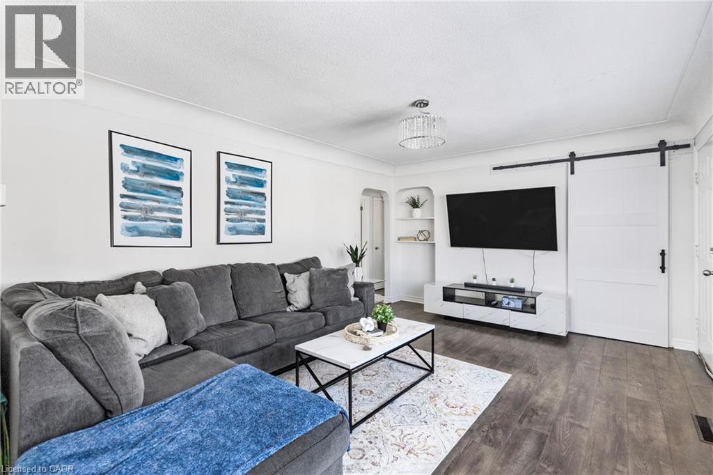 1300 BARTON Street - 12