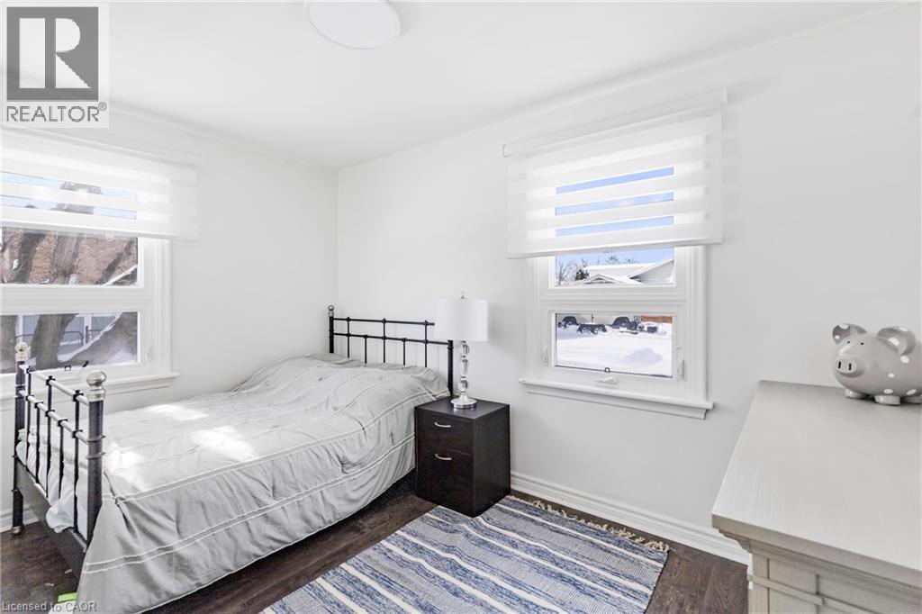 1300 BARTON Street - 21