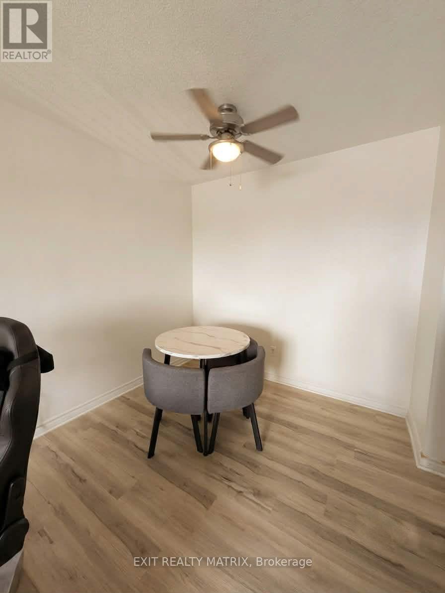 402C - 2041 ARROWSMITH DRIVE, Ottawa — photo 3