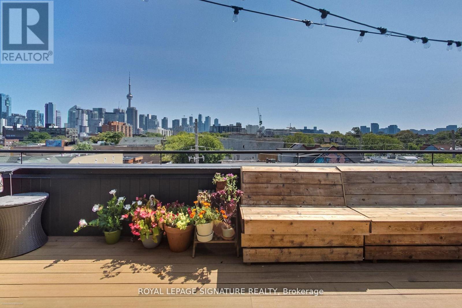 6 LITTLEHAYES LANE - 23
