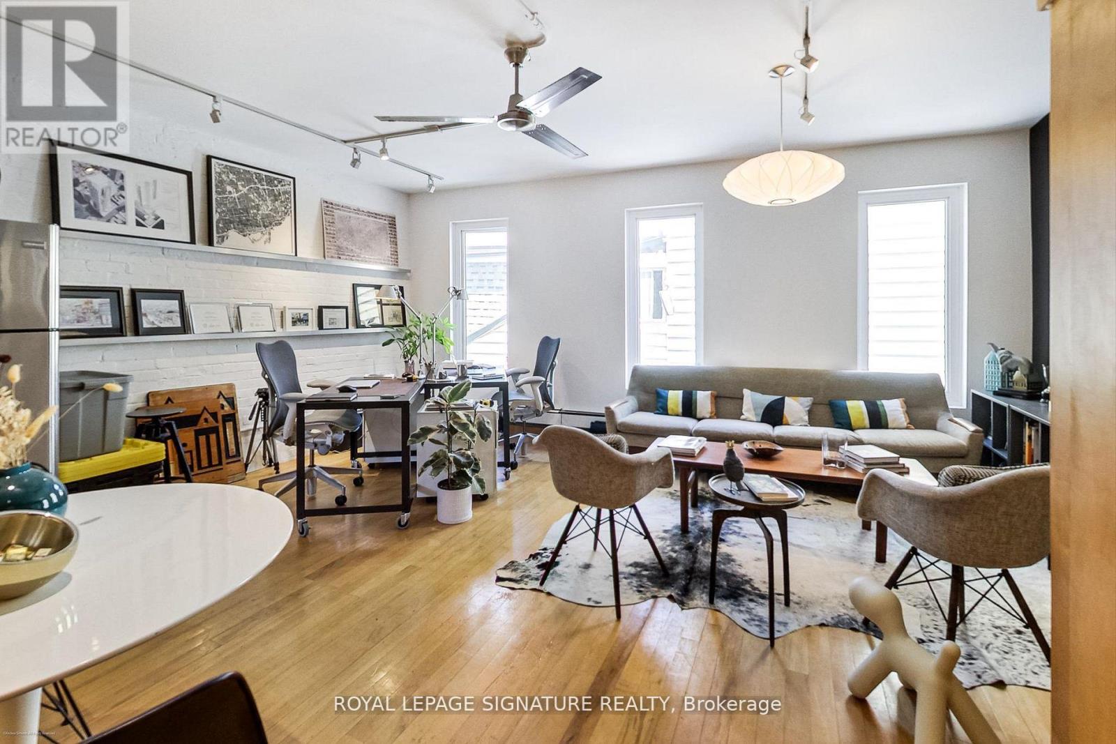 6 LITTLEHAYES LANE - 28