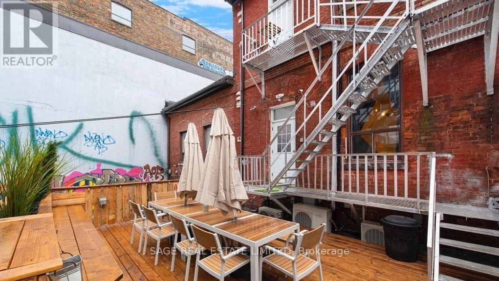 Photo of 631 QUEEN Street