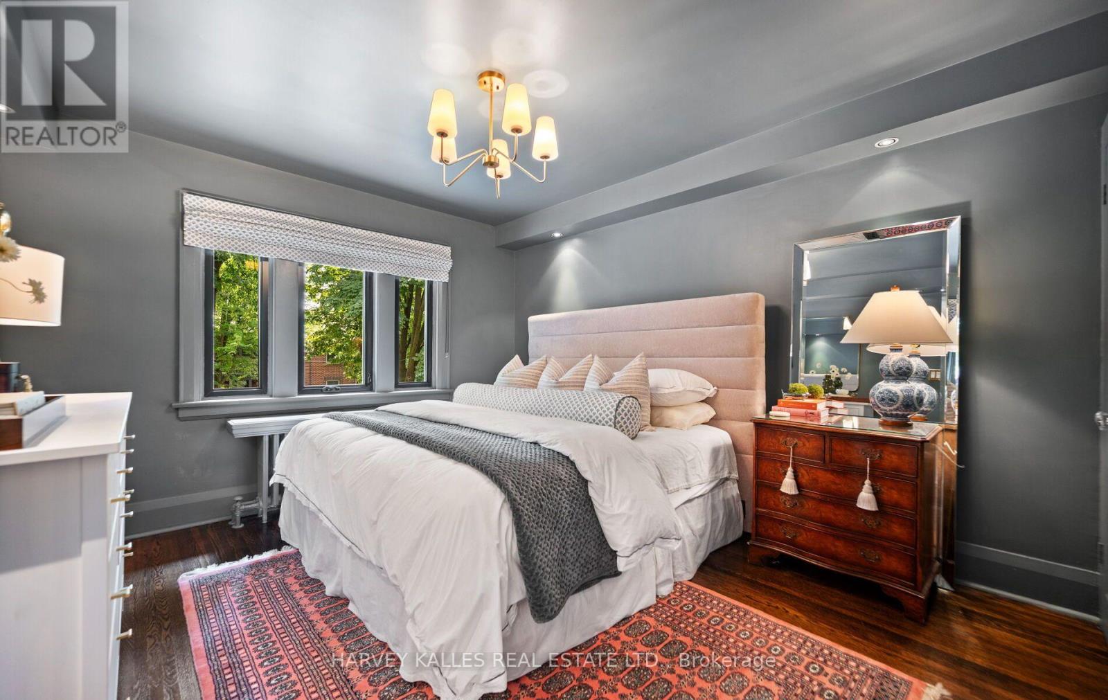 494 ROSELAWN AVENUE - 23
