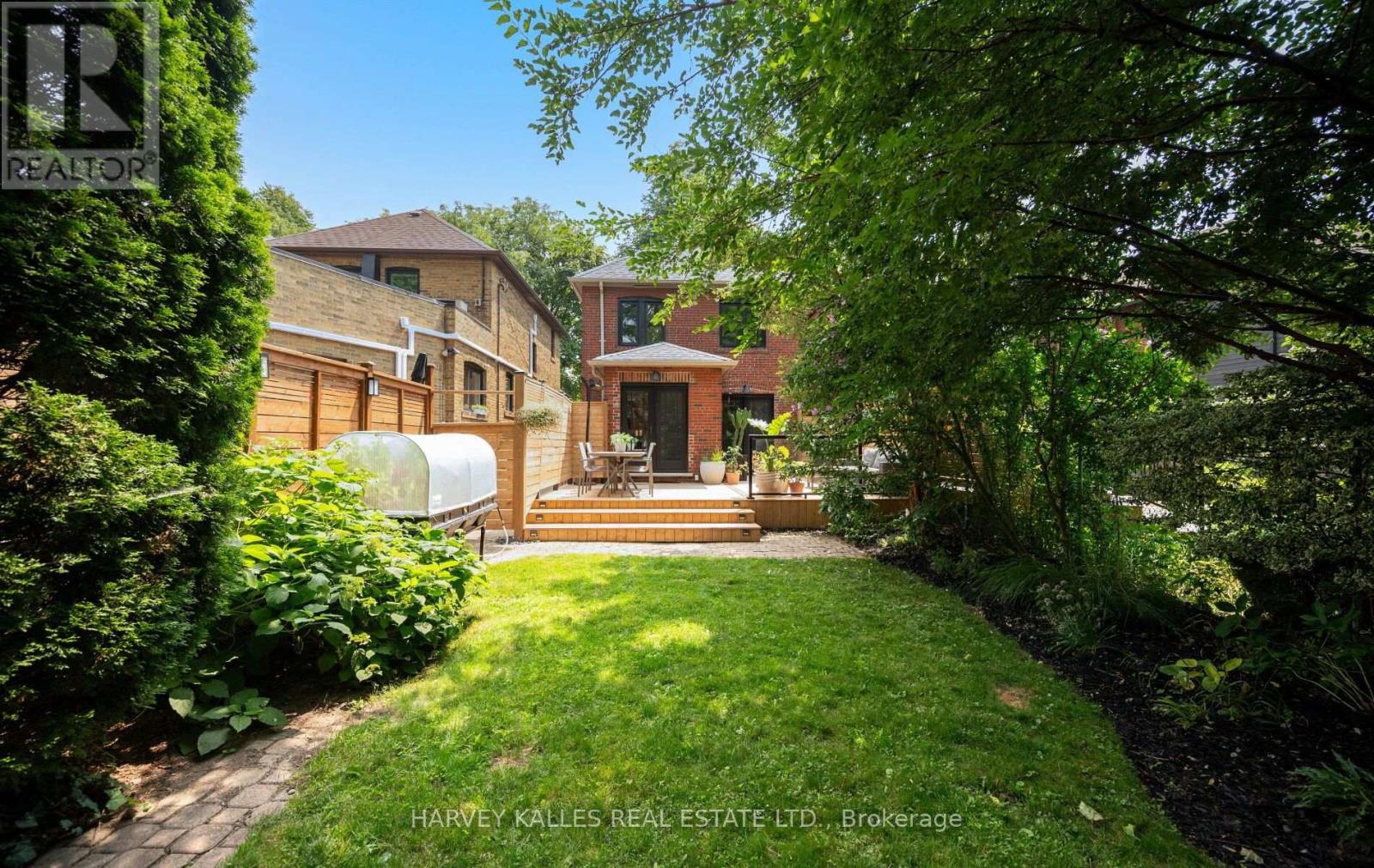 494 ROSELAWN AVENUE - 43