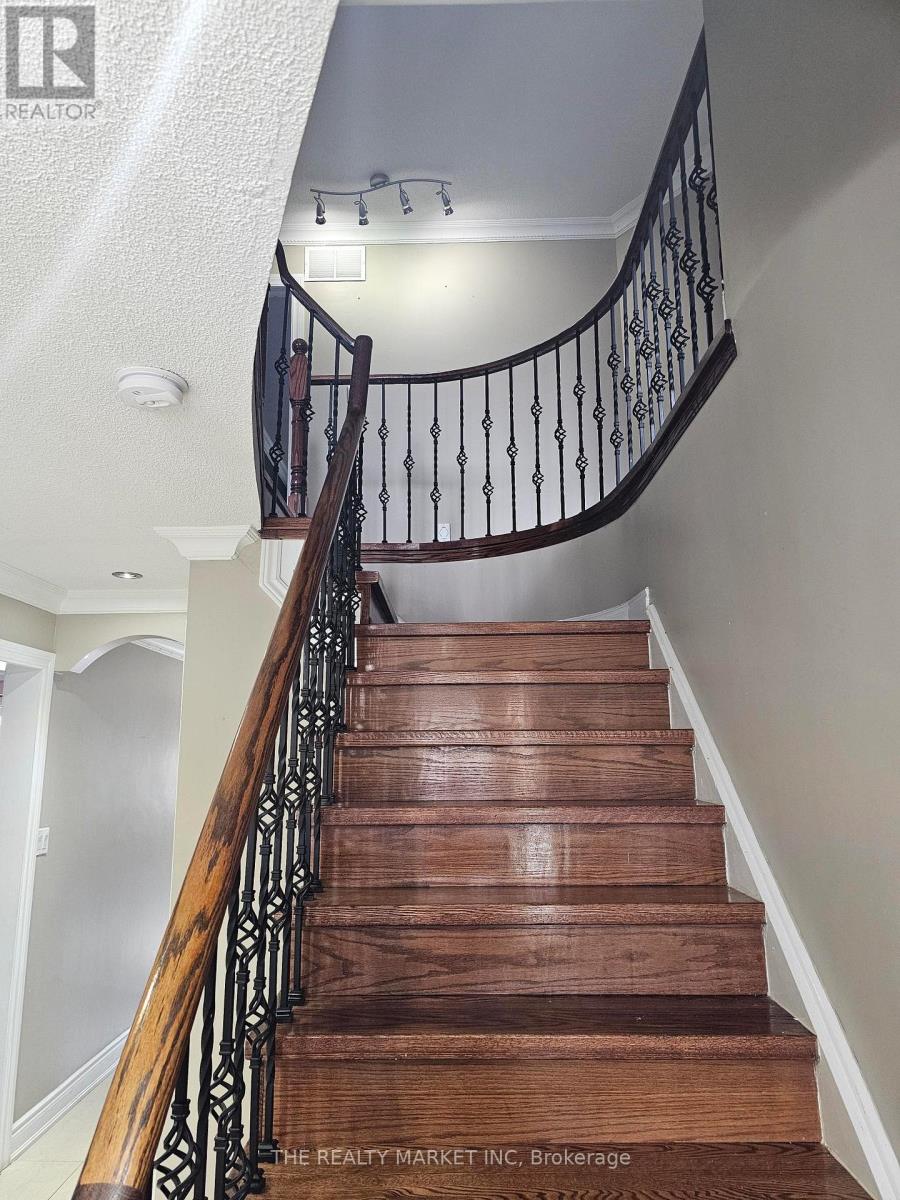 102 WILLIAM STEPHENSON DRIVE - 2