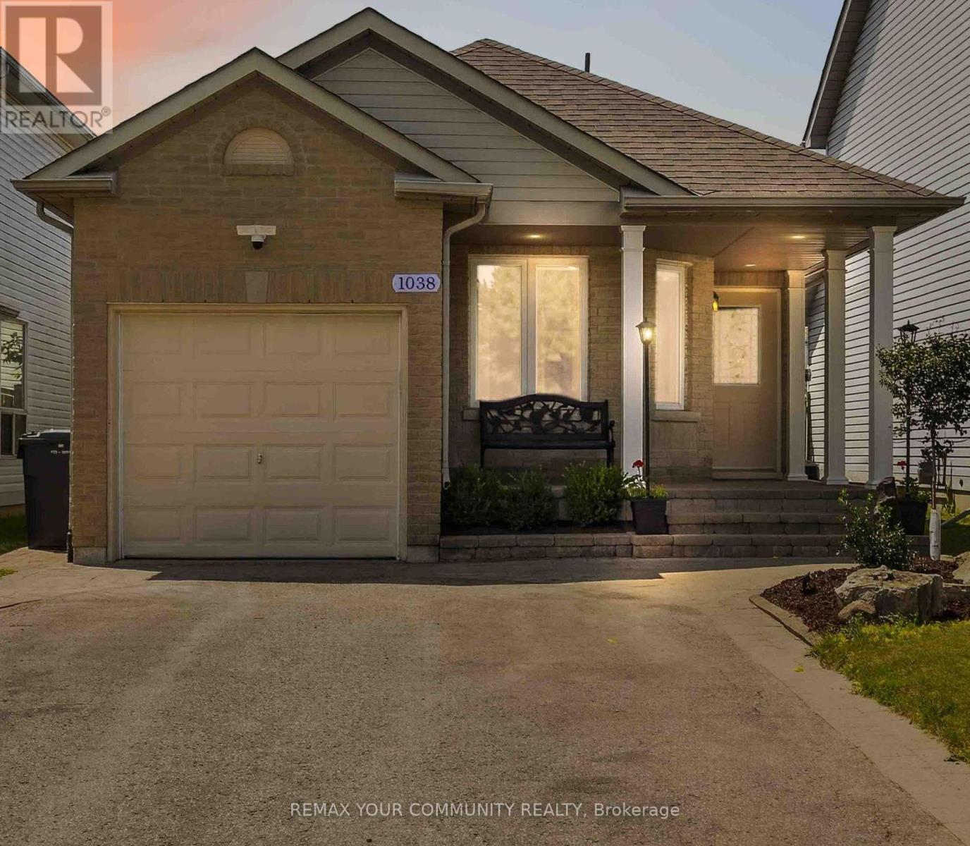 1038 GRANDLEA COURT, Oshawa (Pinecrest) — photo 3