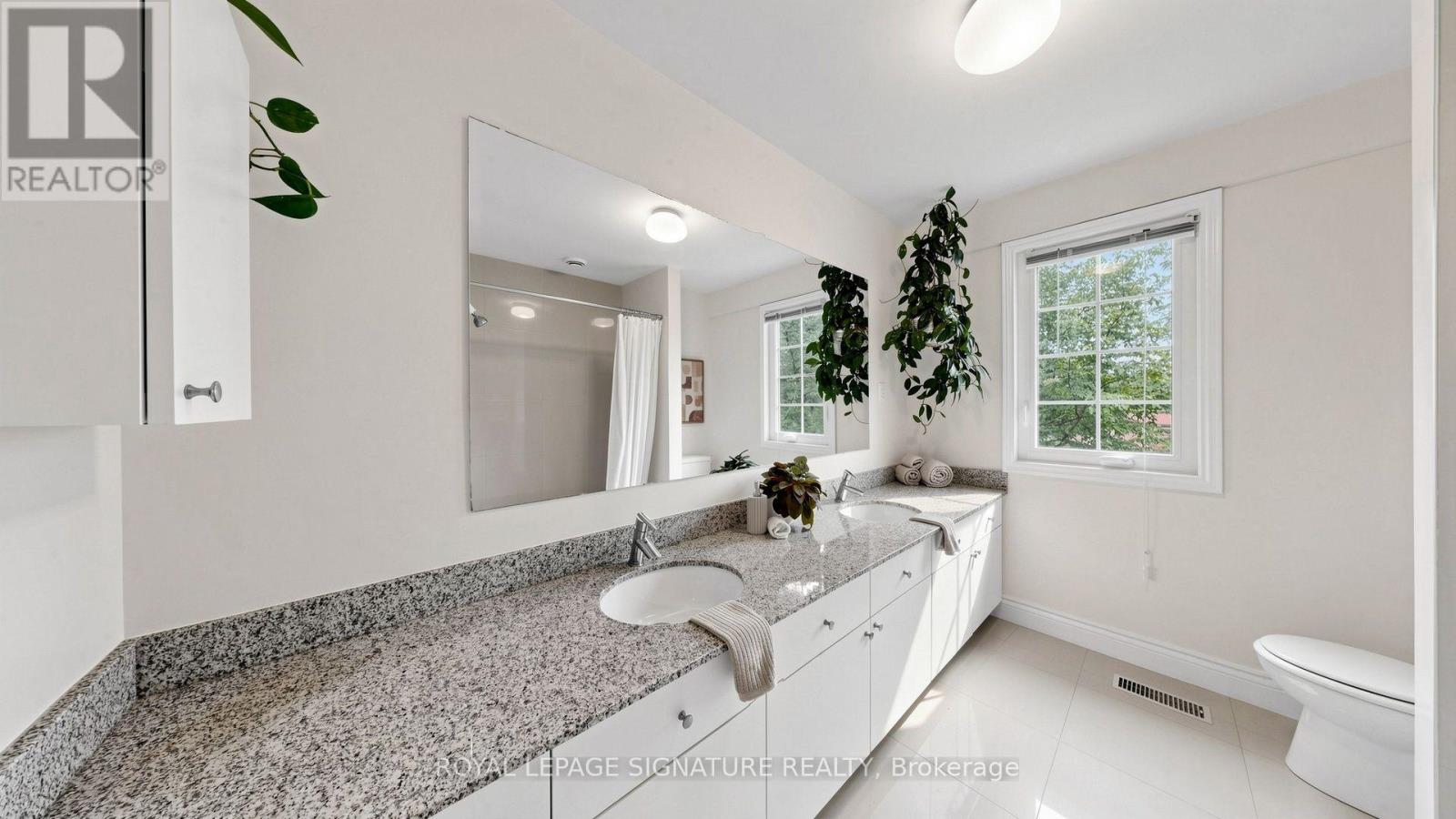 8 WINDY RIDGE DRIVE - 40