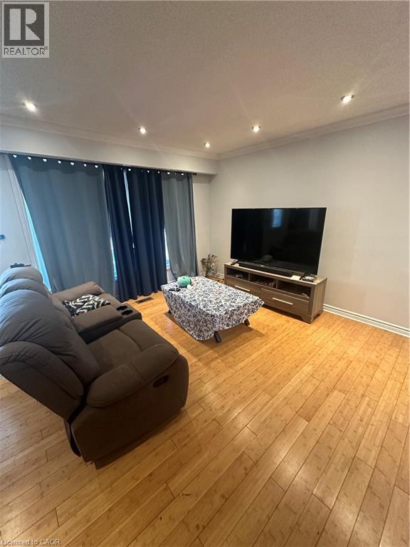 70 ELLIS Avenue - 6