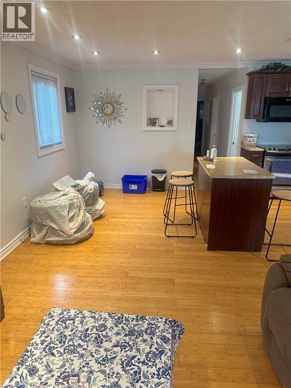 70 ELLIS Avenue - 22