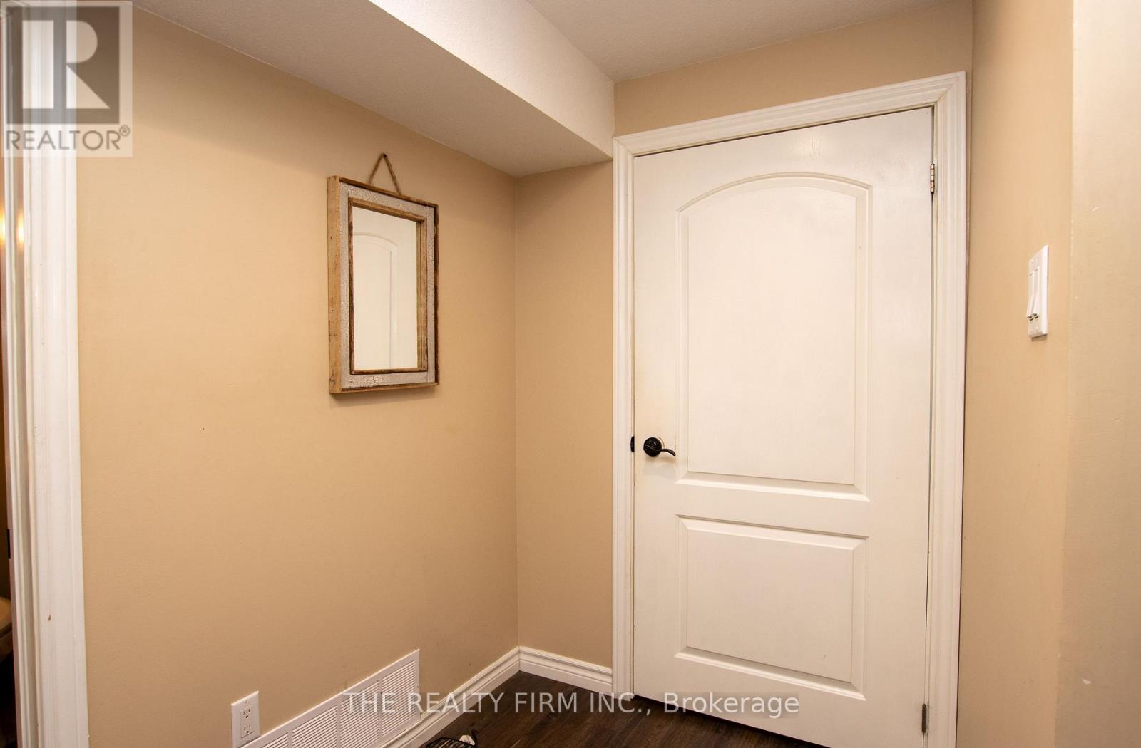 82 LANGTON ROAD - Image 23